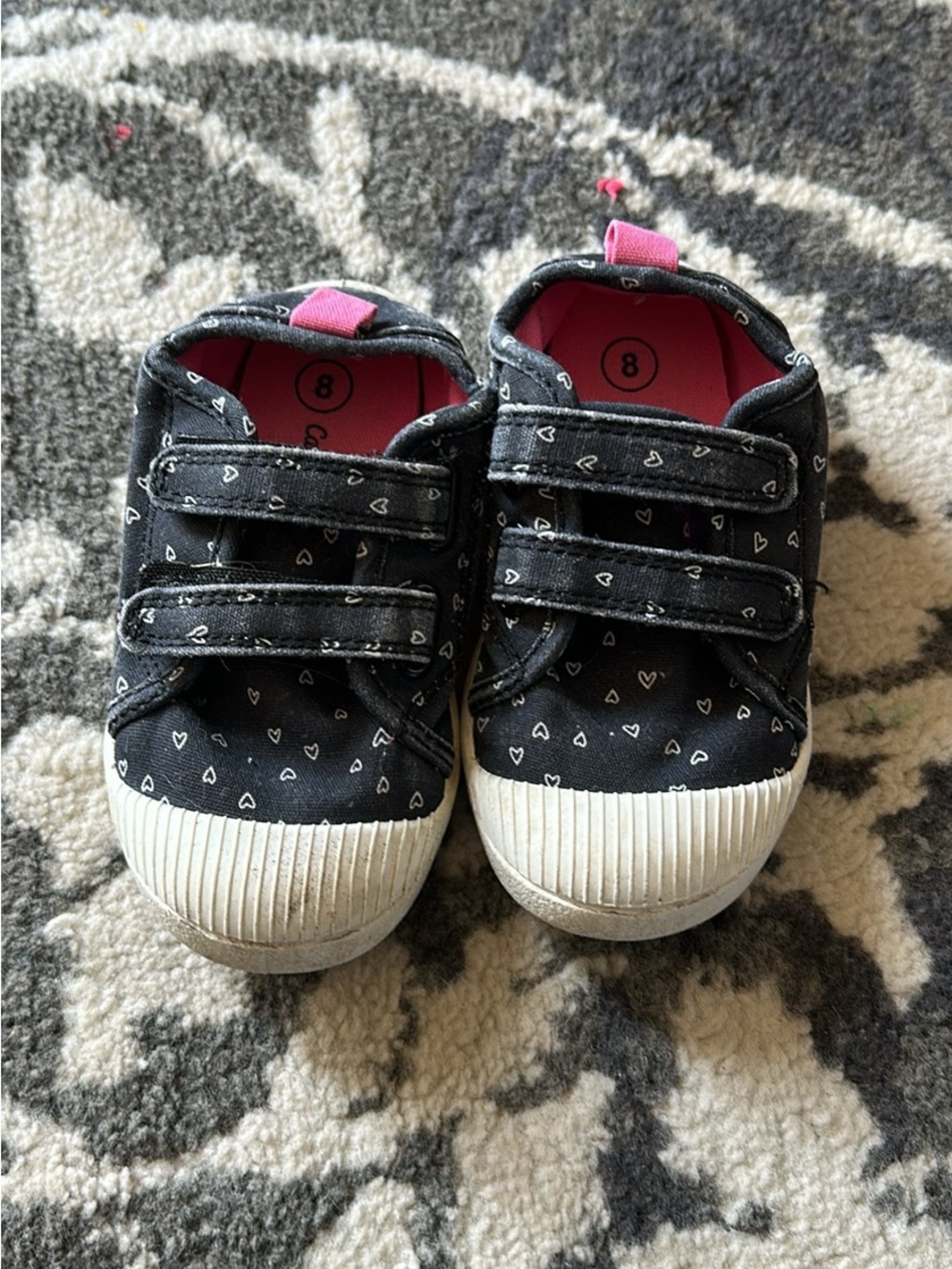 Cat and Jack girls Black Heart Print Canvas Sneakers